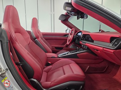 PORSCHE 911 - 4