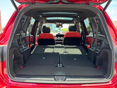 2025 Mercedes-BENZ GLB AMG — миниатюра 42