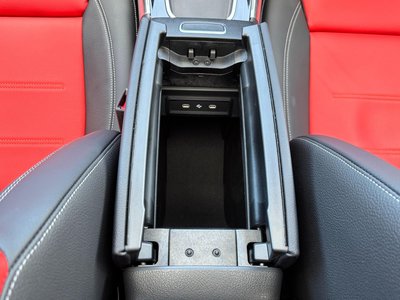 2025 Mercedes-BENZ GLB AMG — миниатюра 27