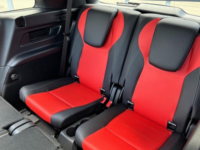 2025 Mercedes-BENZ GLB AMG — миниатюра 37