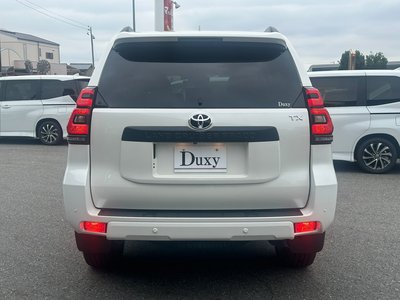 TOYOTA LAND CRUISER PRADO - 6