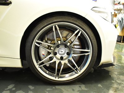 BMW M2 COMPETITION - 3