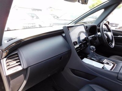 2025 TOYOTA ALPHARD — миниатюра 18