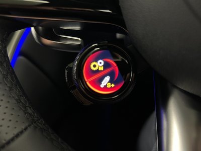 2025 Mercedes-BENZ GLC AMG — миниатюра 39