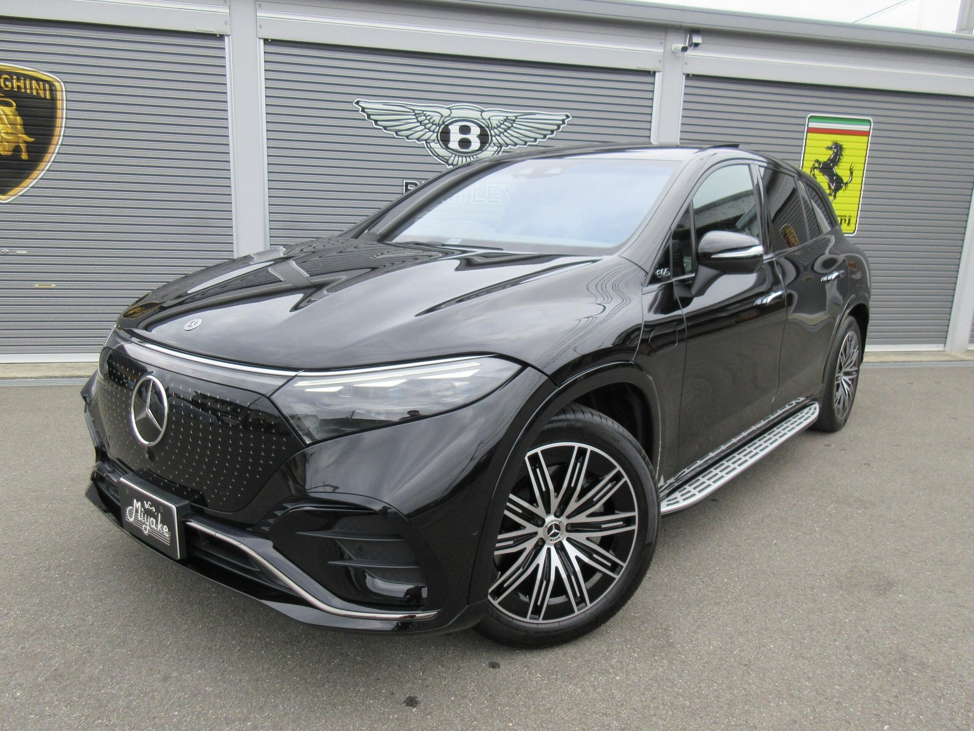 MERCEDES-BENZ EQS - View 1