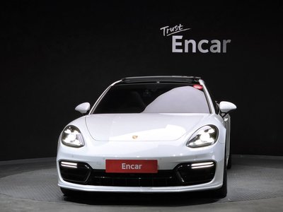 PORSCHE PANAMERA - 2