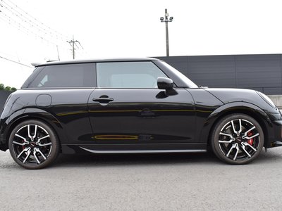 2025 MINI COOPER photo 5
