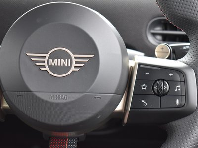 2025 MINI COOPER thumbnail 58