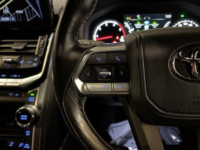 2023 Toyota LAND CRUISER 300 缩略图 23