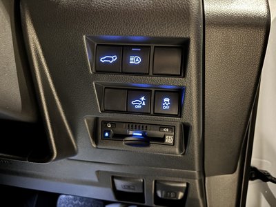 2023 Toyota LAND CRUISER 300 缩略图 32
