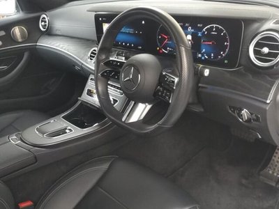 MERCEDES-BENZ E-CLASS - 3