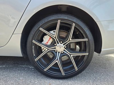 صورة 16 لـ 2012 AUDI A6 AVANT