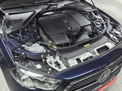 MERCEDES-BENZ E-CLASS - 7