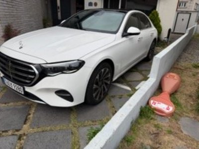 MERCEDES-BENZ E-CLASS - 6
