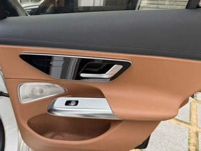 MERCEDES-BENZ E-CLASS - 10