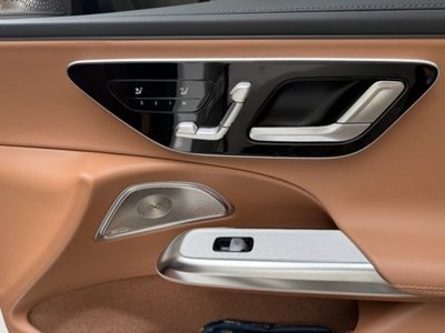 MERCEDES-BENZ E-CLASS - 9