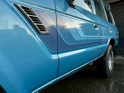 TOYOTA LAND CRUISER - 7