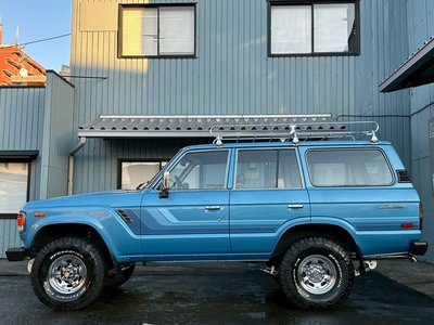 TOYOTA LAND CRUISER - 4