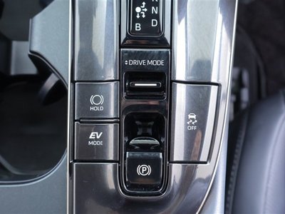 TOYOTA CROWN SPORT - 10