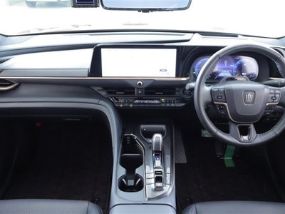 TOYOTA CROWN SPORT - 5