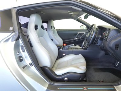 NISSAN GT-R - 9