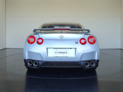 NISSAN GT-R - 4