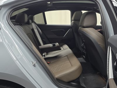 صورة مصغرة 17 لـ 2026 BMW 5 SERIES