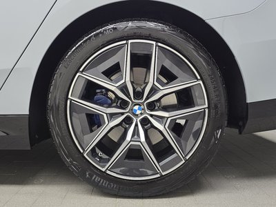 BMW 5 SERIES - 8