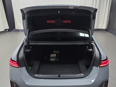 صورة مصغرة 29 لـ 2026 BMW 5 SERIES
