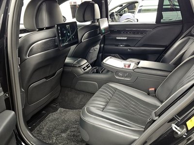 2022 Genesis G90 (RS4) — миниатюра 16