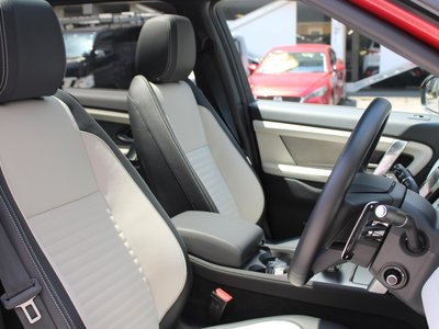 2024 LAND Rover DISCOVERY SPORT thumbnail 28