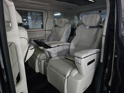 صورة مصغرة 16 لـ 2025 Lexus LM