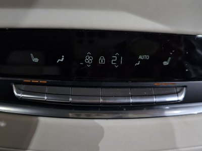 2023 Cadillac ESCALADE 5TH GENERATION 缩略图 33