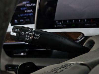 2023 Cadillac ESCALADE 5TH GENERATION 缩略图 34