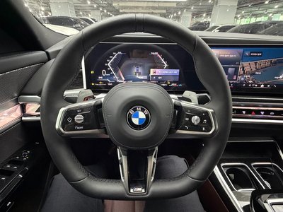 BMW 7 SERIES - 7
