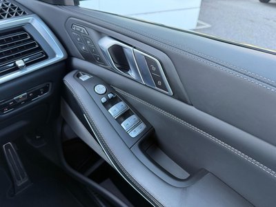 2023 BMW X7 缩略图 28