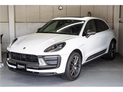 2024 Porsche MACAN — фото 3