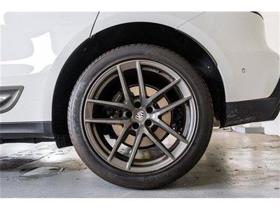 2024 Porsche MACAN thumbnail 33