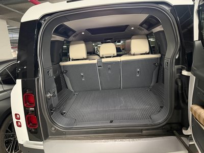 LAND ROVER DEFENDER - 9