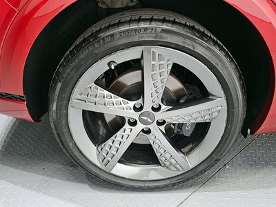 صورة 6 لـ 2022 Genesis GV70