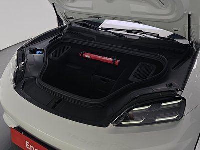 PORSCHE MACAN - 7