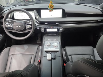 صورة 5 لـ 2022 Genesis G90 (RS4)