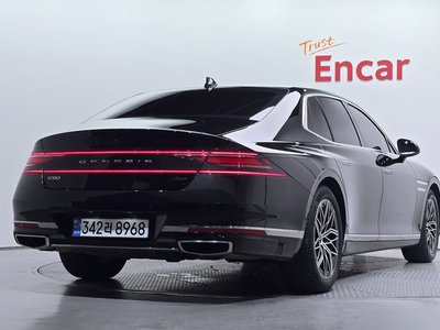 صورة 3 لـ 2022 Genesis G90 (RS4)