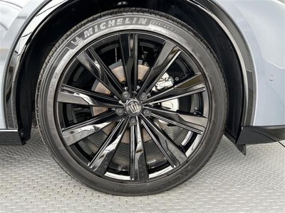 2025 Toyota CROWN SPORT photo 5