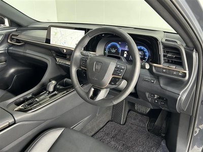 2025 Toyota CROWN SPORT photo 6