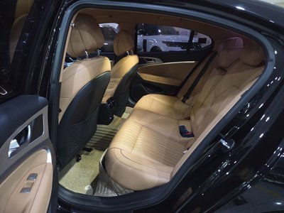 GENESIS THE NEW G70 - 4