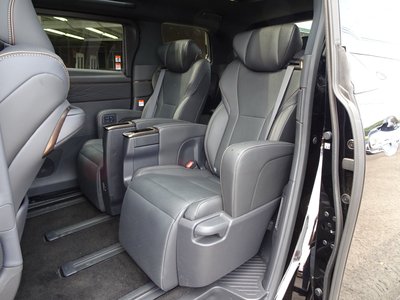 صورة مصغرة 23 لـ 2025 Toyota ALPHARD