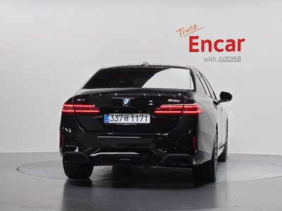 BMW 5 SERIES - 3