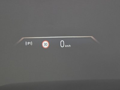2025 BMW 5 SERIES 缩略图 28