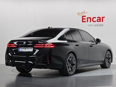 BMW 5 SERIES - 4